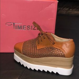 Lace up oxford wedges